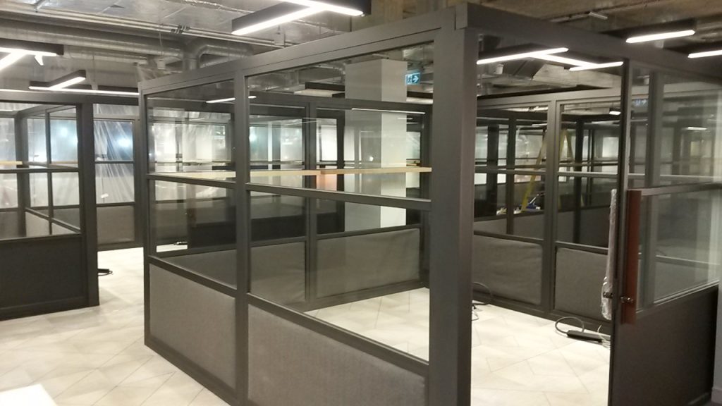 voc and formaldehyde test in an office cubicle  