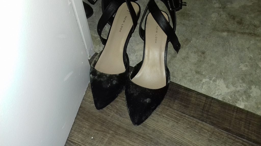 Fungal growth to shoes
